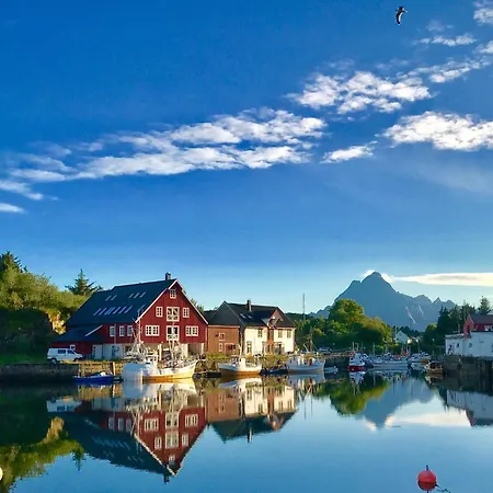 Newly Renovated In Lofoten With Free Parking And Fast Wi-fi *