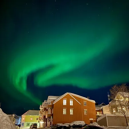 Newly Renovated In Lofoten With Free Parking And Fast Wi-fi Appartamento *