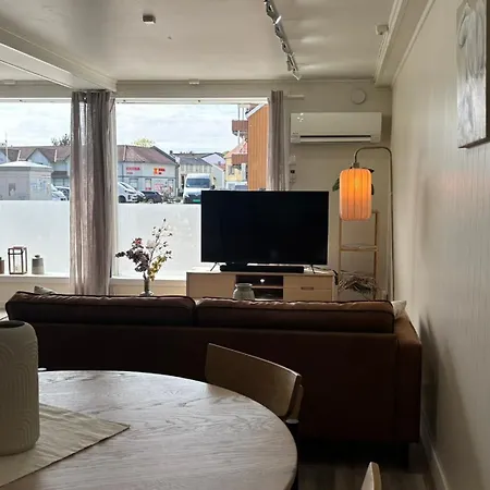 Appartamento Newly Renovated In Lofoten With Free Parking And Fast Wi-fi